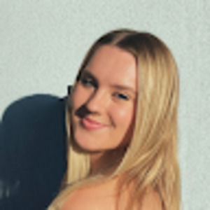 Meet your Posher, Amelia